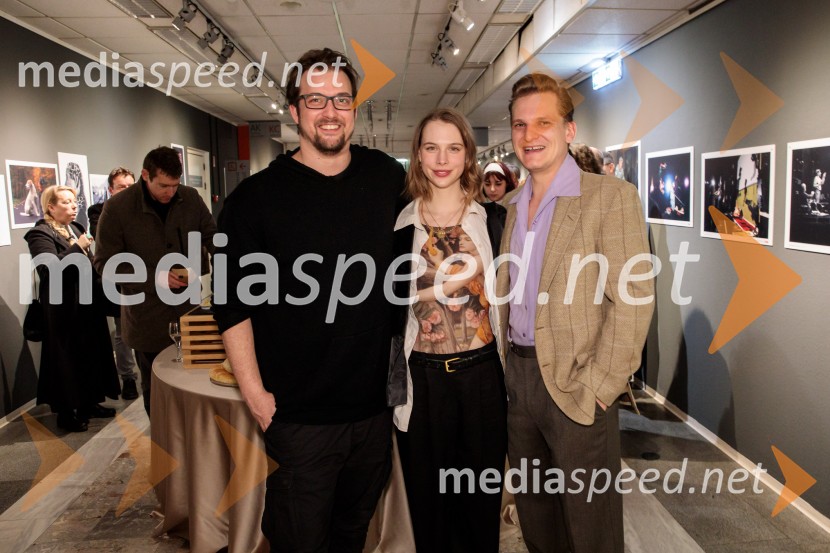  Filip Samobor, igralec;  Klara Kuk, igralka;  Matevž Sluga, igralecIgralec, premiera gledališke predstave v Cankarjevem domu