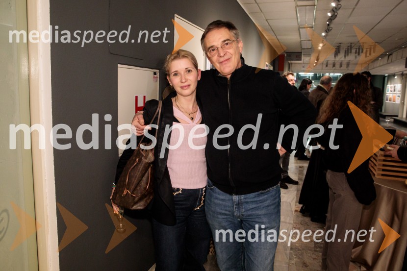  Eva Mahkovic, dramaturginja in avtorica;   Igor  Samobor, igralecIgralec, premiera gledališke predstave v Cankarjevem domu