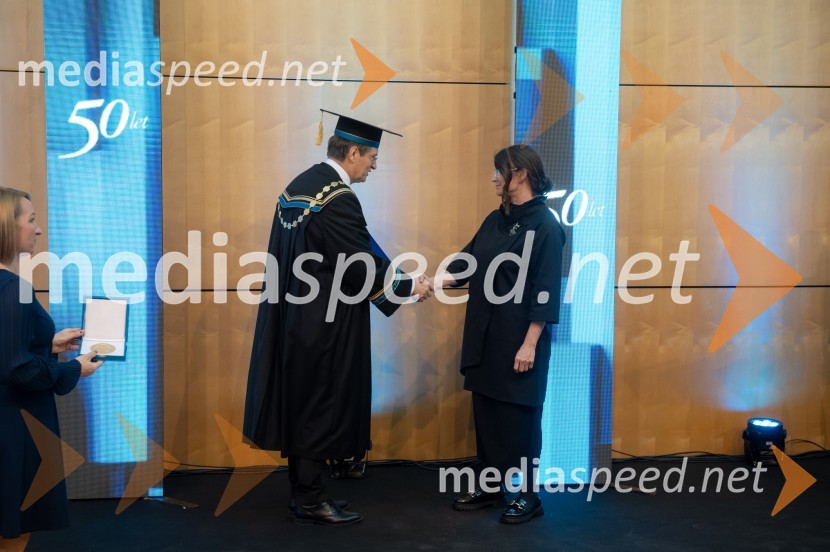 prof. dr. Zdravko Kačič, rektor Univerze v Mariboru; doc. dr. Tanja Lešnik Štuhec, Fakulteta za turizemRektorjev dan Univerze v Mariboru 2025