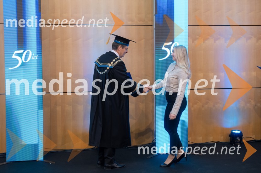 prof. dr. Zdravko Kačič, rektor Univerze v Mariboru;  Anja Preložnik Golob, Fakulteta za kmetijstvo in biosistemske vedeRektorjev dan Univerze v Mariboru 2025