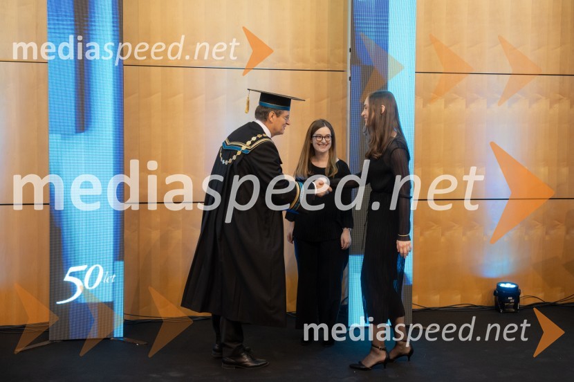 prof. dr. Zdravko Kačič, rektor Univerze v Mariboru;  Eva Pavla Jarc, Medicinska fakulteta;  Nuša Lukinovič, Medicinska fakultetaRektorjev dan Univerze v Mariboru 2025