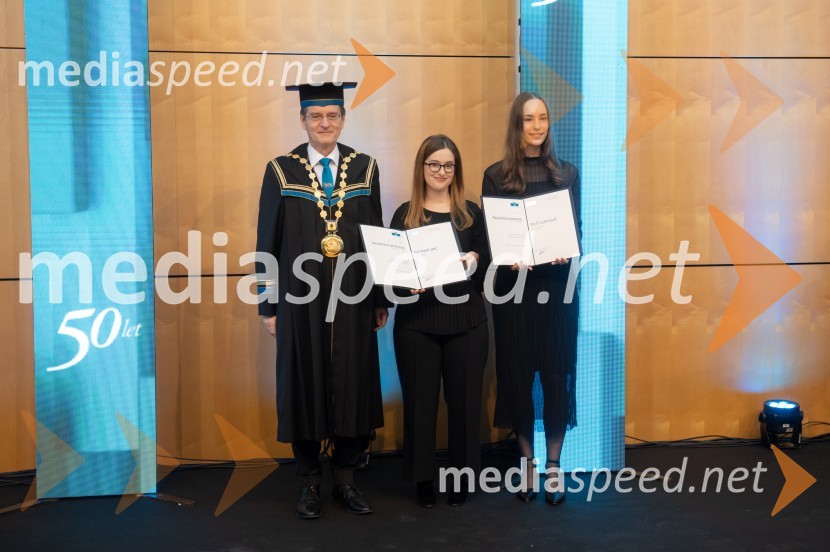 prof. dr. Zdravko Kačič, rektor Univerze v Mariboru;  Eva Pavla Jarc, Medicinska fakulteta;  Nuša Lukinovič, Medicinska fakultetaRektorjev dan Univerze v Mariboru 2025