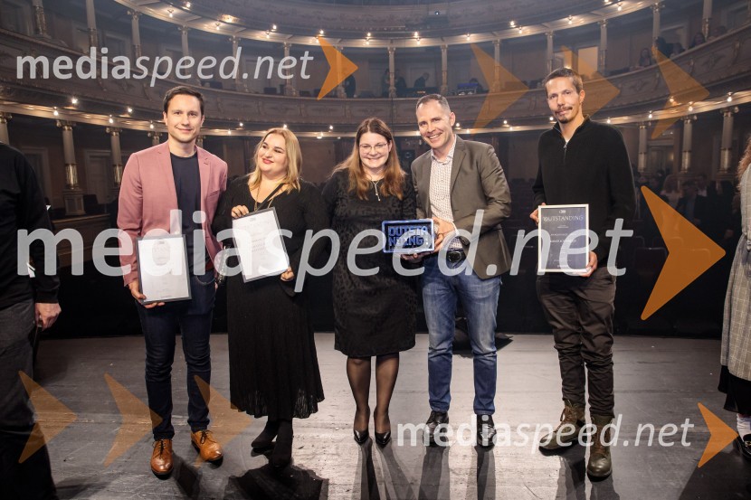  ... ;  Nataša Purgaj, vodja projektov, Spar Slovenija;  Lidija Rakuša, direktorica marketinga, Spar Slovenija;  ... ;  David  Kovačič, generalni direktor, Spar SlovenijaOutstanding 2024, presežki v zunanjem oglaševanju, podelitev