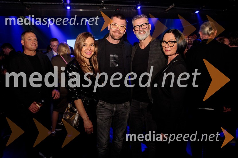  Azra Pucko, Hiša plesa, Libero dance center;  ... ;  Gregor Memedović, direktor skupine NEXT MEDIA (HITRADIO CENTER, ROCK RADIO, RADIO FRAJER, RADIO JUBOKS IN RADIO ENTER) ;  ... Outstanding 2024, presežki v zunanjem oglaševanju, podelitev