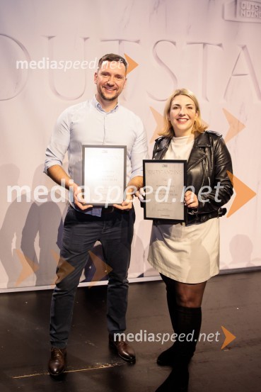  Marinko Jukić, Art Director, Wolt & McDonald's;  Manca Šalehar, vodja marketinga, WoltOutstanding 2024, presežki v zunanjem oglaševanju, podelitev