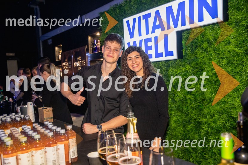  ... ;  Neža Blatnik SojarOutstanding 2024, presežki v zunanjem oglaševanju, podelitev