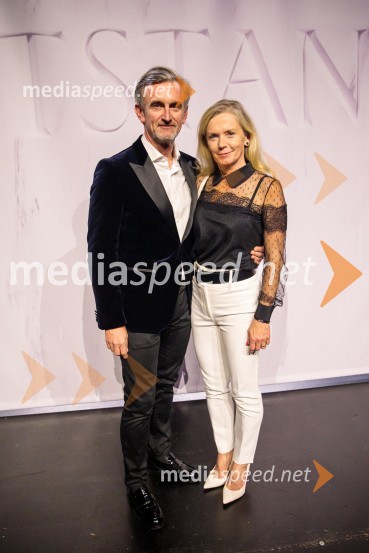  Marko Lukić, lastnik in direktor družbe Lumar IG;  Alenka  Lukić, prof. za oblikovanje na Srednji šoli za oblikovanje MBOutstanding 2024, presežki v zunanjem oglaševanju, podelitev