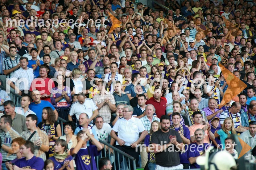Tribuna stadiona Ljudski vrt
		 
	Povratna tekma 3. kroga kvalifikacij za Ligo prvakov: NK Maribor - FC Zürich