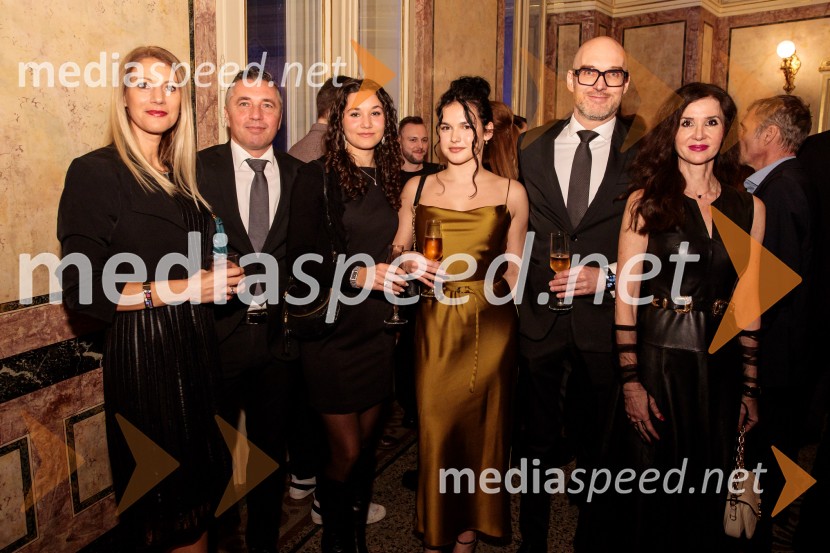  ... ;  Boštjan Berčan, operativni direktorja Europlakat;  ... ;  ... ;  ... ;  ... Outstanding 2024, presežki v zunanjem oglaševanju, podelitev