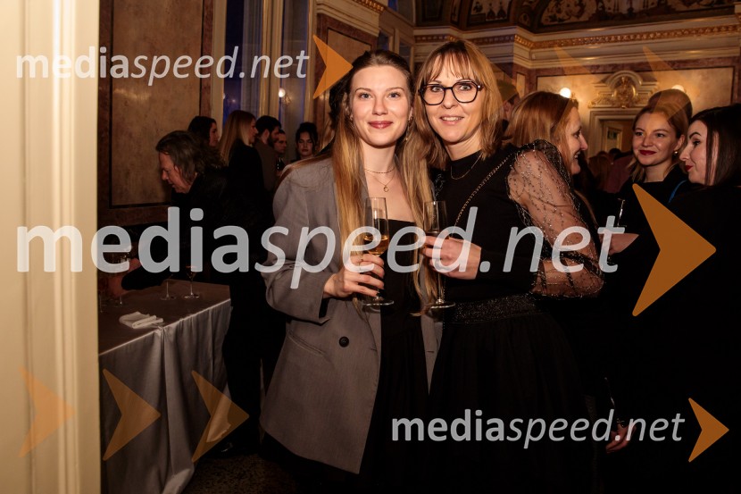  ... ;  Mateja Repovž, namestnica direktorice na Marketing magazinu in direktorica DIGGITOutstanding 2024, presežki v zunanjem oglaševanju, podelitev