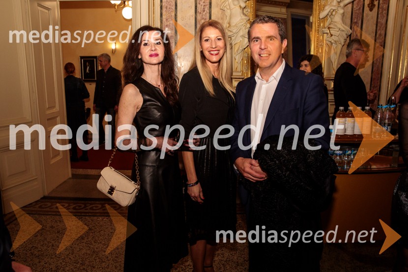 dr. dent. med. Branka Vran Benkovič, zobozdravnica;  ... ;  ... Outstanding 2024, presežki v zunanjem oglaševanju, podelitev