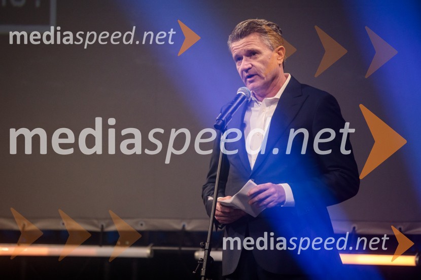  Marko Kolbl, lastnik Radia Center in direktor EuroplakatOutstanding 2024, presežki v zunanjem oglaševanju, podelitev