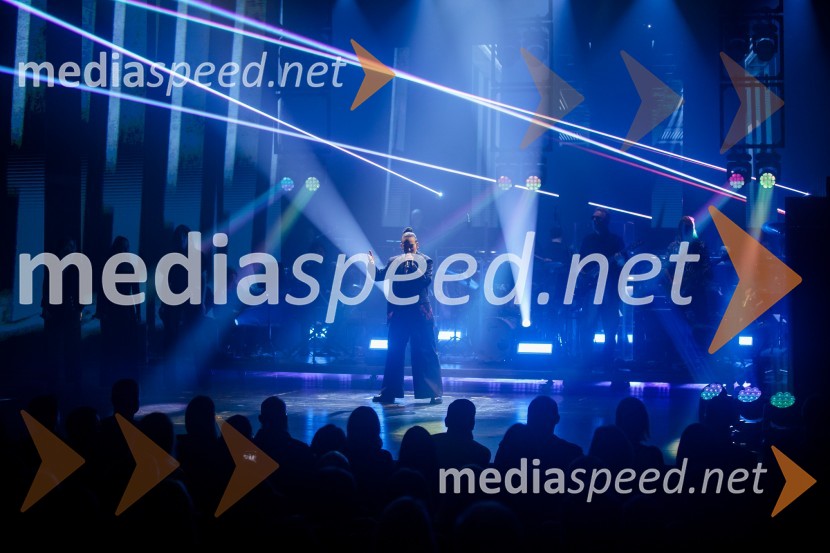  Mia Puhar Rodin - Masayah, pevkaOutstanding 2024, presežki v zunanjem oglaševanju, podelitev