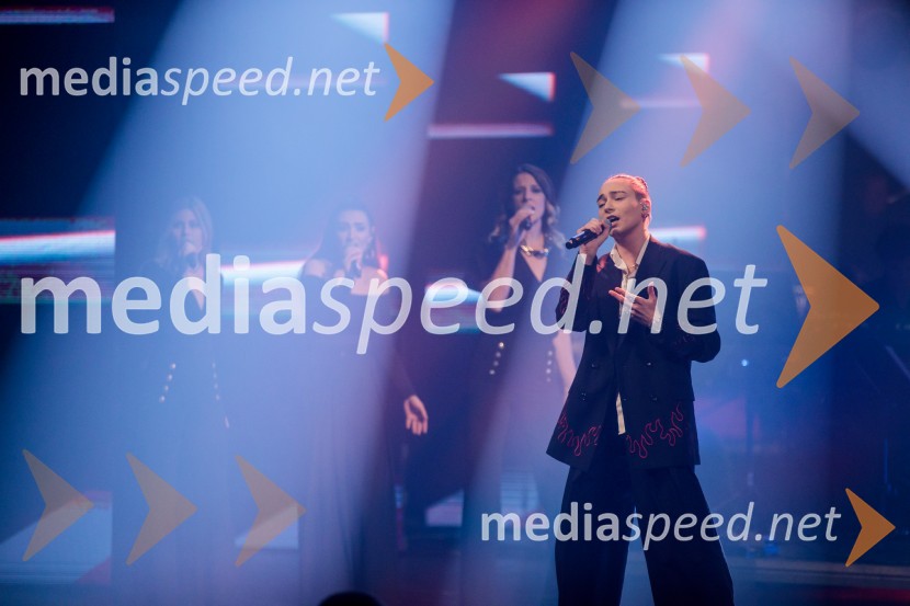  Mia Puhar Rodin - Masayah, pevkaOutstanding 2024, presežki v zunanjem oglaševanju, podelitev