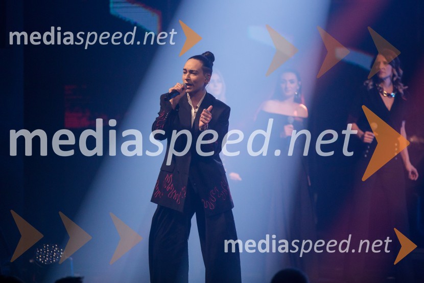  Mia Puhar Rodin - Masayah, pevkaOutstanding 2024, presežki v zunanjem oglaševanju, podelitev