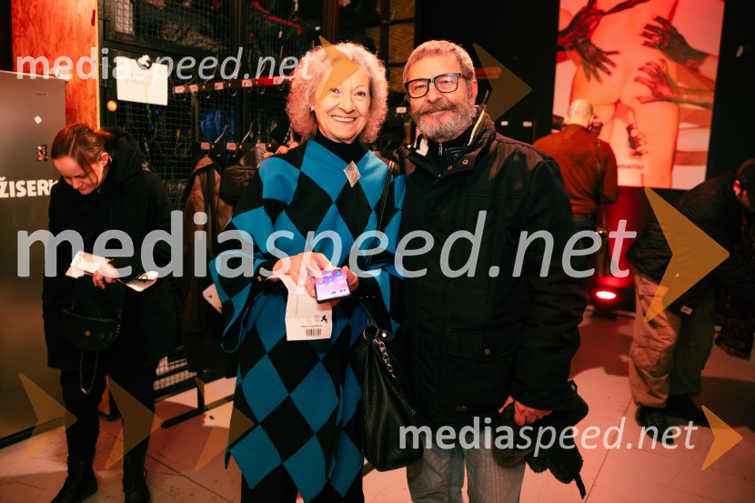  Diana Koloini, dramaturginja;  Željko Hrs, igralecBoško in Admira, premiera v SMG Ljubljana