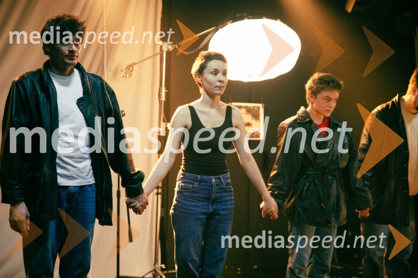  Primož Bezjak, igralec, plesalec;  Nataša Keser, igralka;  Kaja Petrovič, igralkaBoško in Admira, premiera v SMG Ljubljana