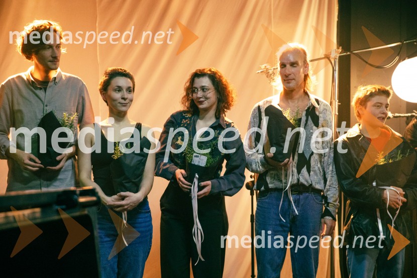  Dorian Šilec Petek, režiser;  Nataša Keser, igralka;  Živa Bizovičar, režiserka;  Boris  Šeparović, režiser;  Kaja Petrovič, igralkaBoško in Admira, premiera v SMG Ljubljana