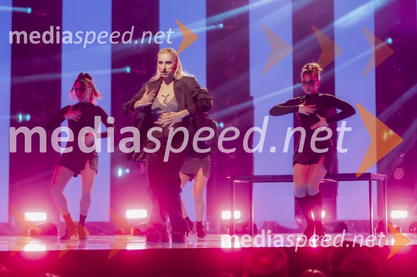  Sara Briški Cirman - Raiven, pevka, harfistkaKlemen Slakonja je zmagovalec izbora EMA 2025