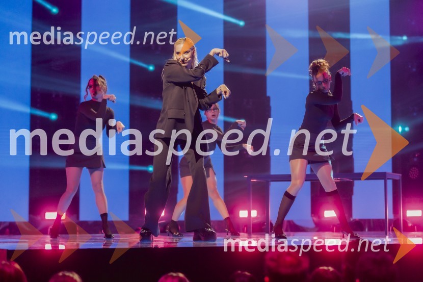  Sara Briški Cirman - Raiven, pevka, harfistkaKlemen Slakonja je zmagovalec izbora EMA 2025