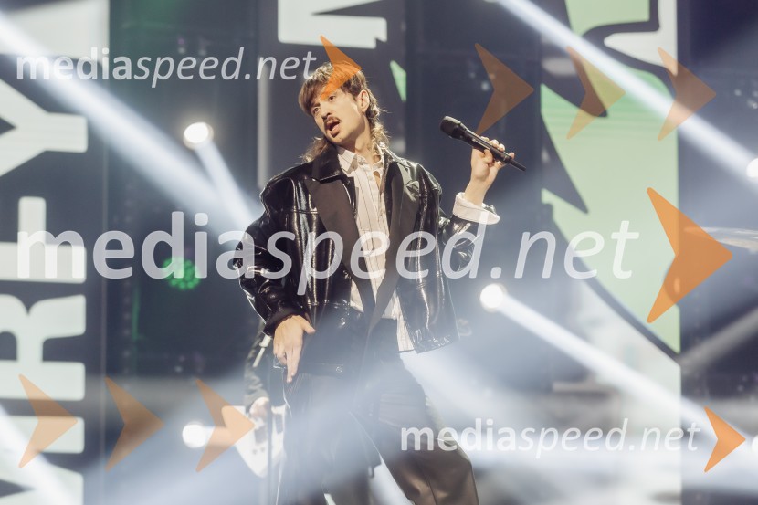  Gregor  Strasbergar, glasbena skupina MRFYKlemen Slakonja je zmagovalec izbora EMA 2025