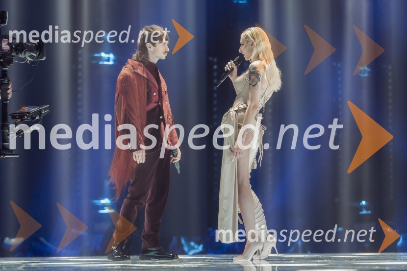  Gregor  Strasbergar, glasbena skupina MRFY;  Sara Briški Cirman - Raiven, pevka, harfistkaKlemen Slakonja je zmagovalec izbora EMA 2025