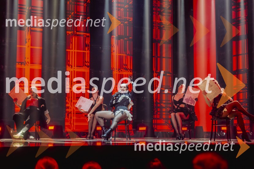  Astrid Kljun, glasbenicaKlemen Slakonja je zmagovalec izbora EMA 2025