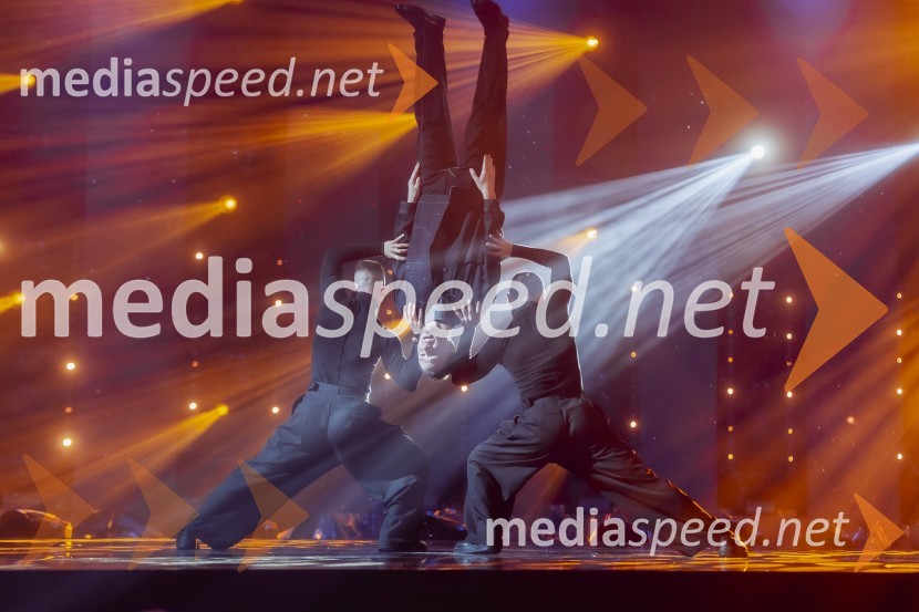  Klemen Slakonja, igralec, komik in TV voditeljKlemen Slakonja je zmagovalec izbora EMA 2025