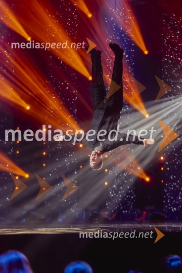  Klemen Slakonja, igralec, komik in TV voditeljKlemen Slakonja je zmagovalec izbora EMA 2025