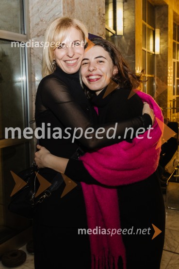  Martina Arčon , urednica, Radio Robin Nova Gorica;  Anuša  Kodelja, igralka1973, premiera avtorskega projekta v SNG Nova Gorica