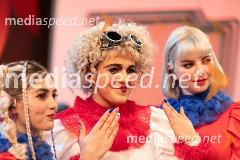  Laetitia Pohl, Kiki, pevkaKlemen Slakonja je zmagovalec izbora EMA 2025