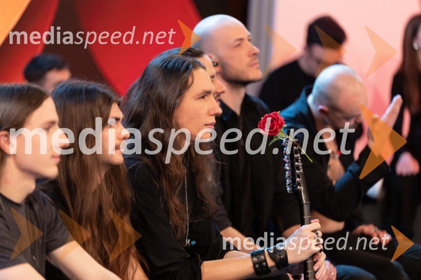  Urban Žiberna, RAI, glasbenik;  Filip Furlani, RAI, glasbenik;  Mile Vrbica, RAI, glasbenik;  Tomaž  Vrtovec, RAI, glasbenikKlemen Slakonja je zmagovalec izbora EMA 2025