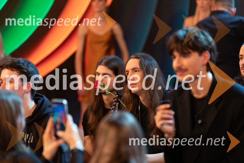  Filip Furlani, RAI, glasbenik;  Mile Vrbica, RAI, glasbenikKlemen Slakonja je zmagovalec izbora EMA 2025