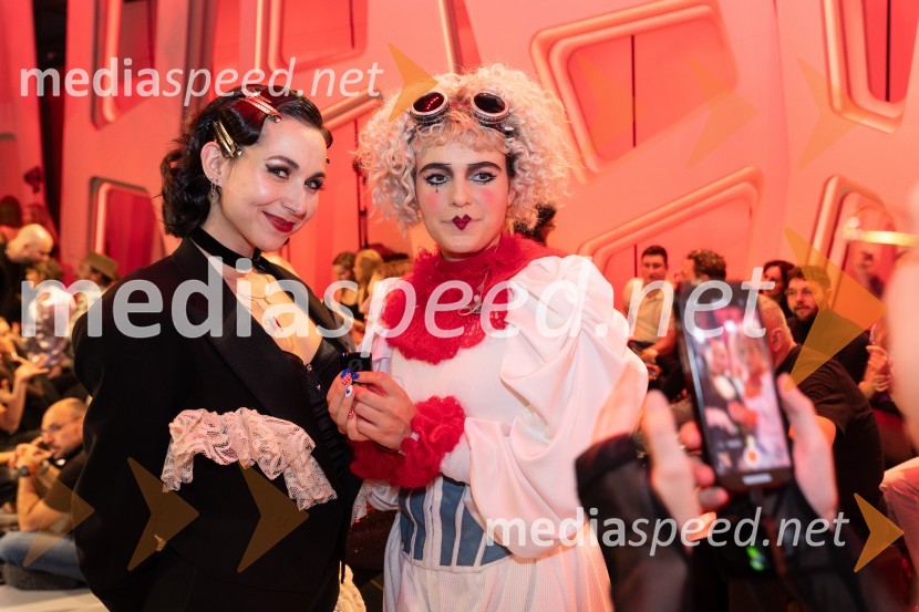  Astrid Kljun, pevka;  Leatitia Kiki Pohl, KiKi, pevkaKlemen Slakonja je zmagovalec izbora EMA 2025