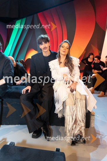  Jon Vitezič, pevec;  Zvezdana Novaković , pevka, harfistka, igralka, performerkaKlemen Slakonja je zmagovalec izbora EMA 2025