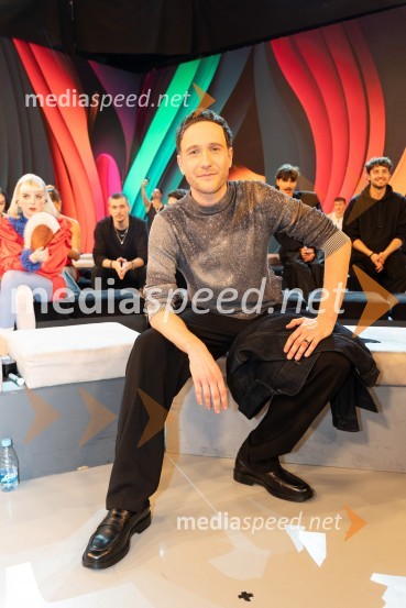  Klemen Slakonja, igralec, komik in TV voditeljKlemen Slakonja je zmagovalec izbora EMA 2025