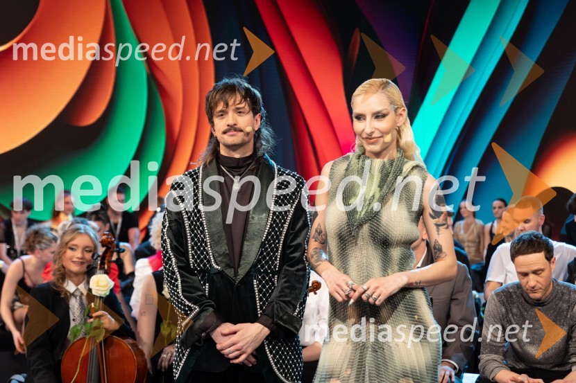  Gregor  Strasbergar, glasbena skupina MRFY;  Sara Briški Cirman - Raiven, pevka, harfistkaKlemen Slakonja je zmagovalec izbora EMA 2025