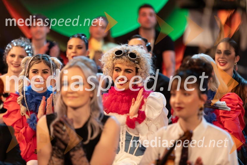  Laetitia Pohl, Kiki, pevkaKlemen Slakonja je zmagovalec izbora EMA 2025