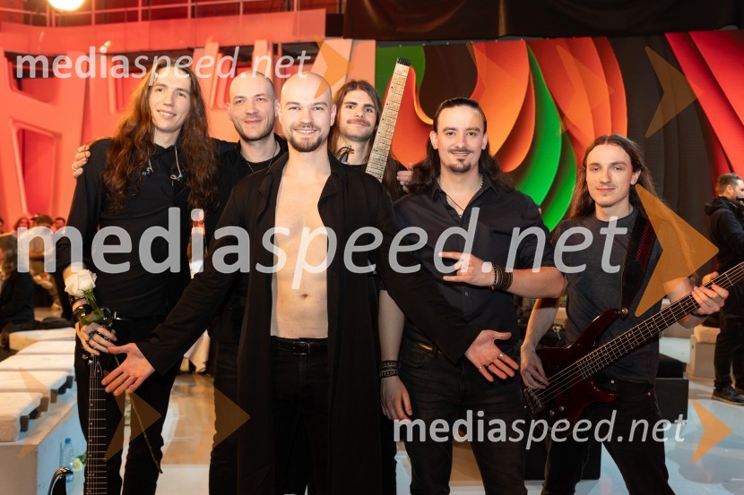  Mile Vrbica, RAI, glasbenik;  Tomaž  Vrtovec, RAI, glasbenik;  Vanja Rok Vrtovec, RAI, glasbenik;  Filip Furlani, RAI, glasbenik;  Maj Kobilica, RAI, glasbenik;  Urban Žiberna, RAI, glasbenikKlemen Slakonja je zmagovalec izbora EMA 2025