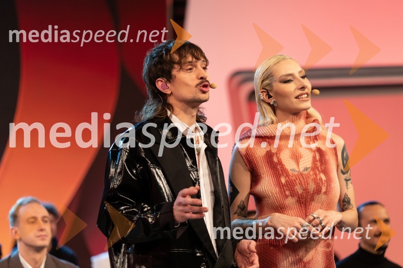  Gregor  Strasbergar, glasbena skupina MRFY;  Sara Briški Cirman - Raiven, pevka, harfistkaKlemen Slakonja je zmagovalec izbora EMA 2025