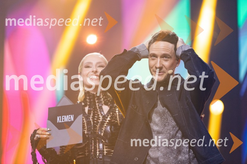  Sara Briški Cirman - Raiven, pevka, harfistka;  Klemen Slakonja, igralec, komik in TV voditeljKlemen Slakonja je zmagovalec izbora EMA 2025