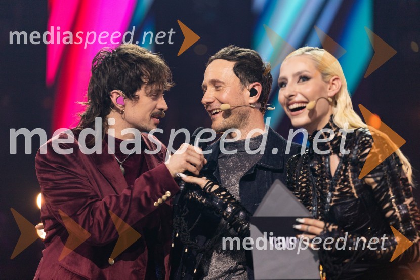  Gregor  Strasbergar, glasbena skupina MRFY;  Klemen Slakonja, igralec, komik in TV voditelj;  Sara Briški Cirman - Raiven, pevka, harfistkaKlemen Slakonja je zmagovalec izbora EMA 2025