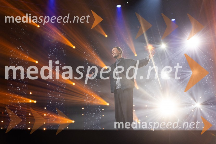  Klemen Slakonja, igralec, komik in TV voditeljKlemen Slakonja je zmagovalec izbora EMA 2025