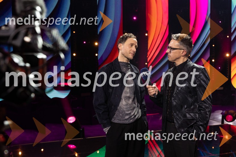  Klemen Slakonja, igralec, komik in TV voditeljKlemen Slakonja je zmagovalec izbora EMA 2025