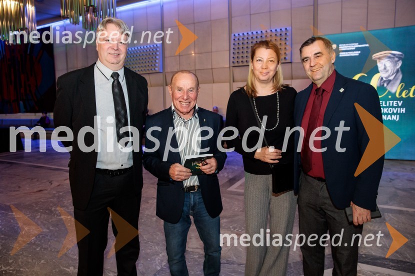  Roman Gradišek;  Franci Koglot, dr.med.;  ... ;  ... 60. podelitev Bloudkovih priznanj za leto 2024