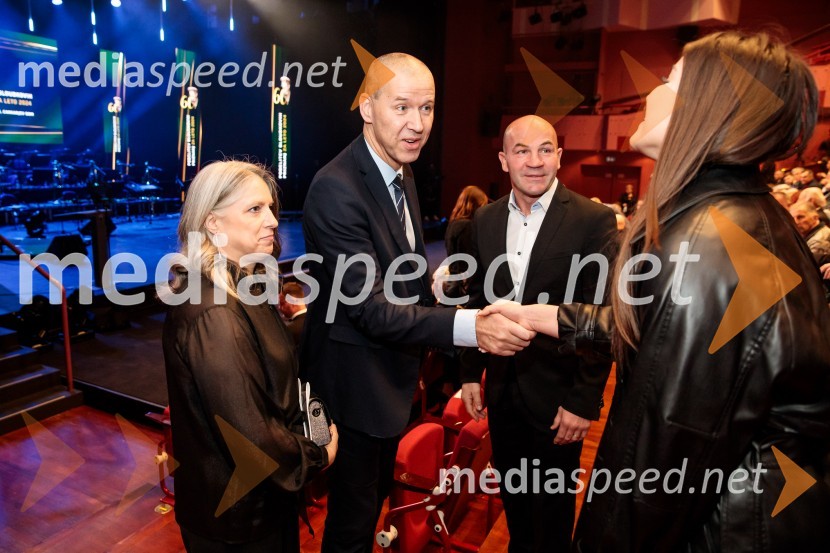  ... ;  ... ;  Dejan Zavec, nekdanji boksar60. podelitev Bloudkovih priznanj za leto 2024