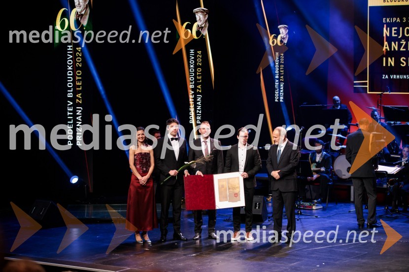  Petra Tramte,  vodja, Sektor za razvoj in programe športa;  Anže Urankar, kajak-kanu, K-1 sprint, slalom;  Nejc Žnidarčič, kanuist;  Simon Oven, kanuist;  Viktor Grošelj, predsednik Odbora za podeljevanje Bloudkovih priznanj60. podelitev Bloudkovih priznanj za leto 2024