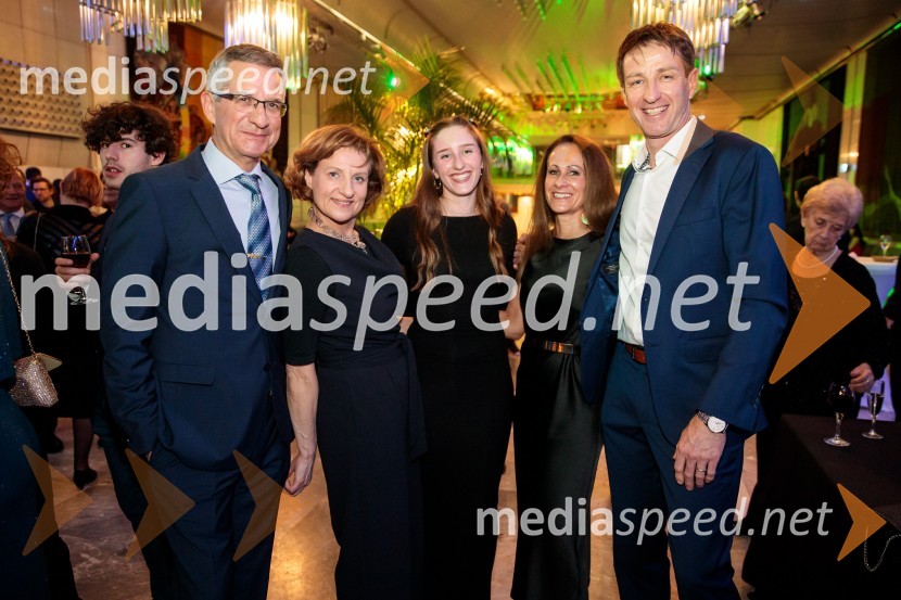  ... ;  ... ;  Ruby Čop;  Petra Čop;  Iztok Čop, olimpijski prvak in nekdanji podpredsednik OKS60. podelitev Bloudkovih priznanj za leto 2024