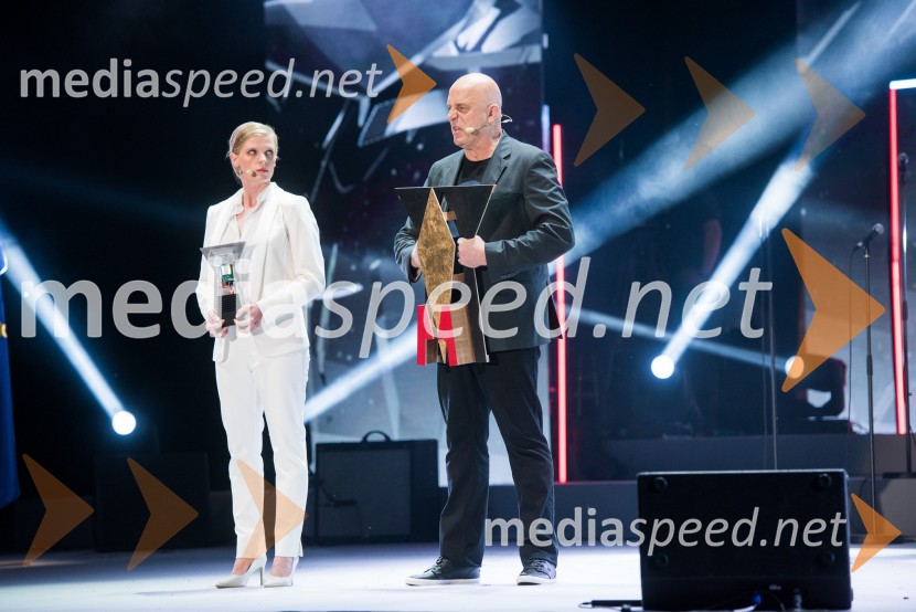  Maruša Majer, igralka;  Dragan Živadinov, režiserPrešernova nagrajenca 2025: Dragica Čadež in Dragan Živadinov