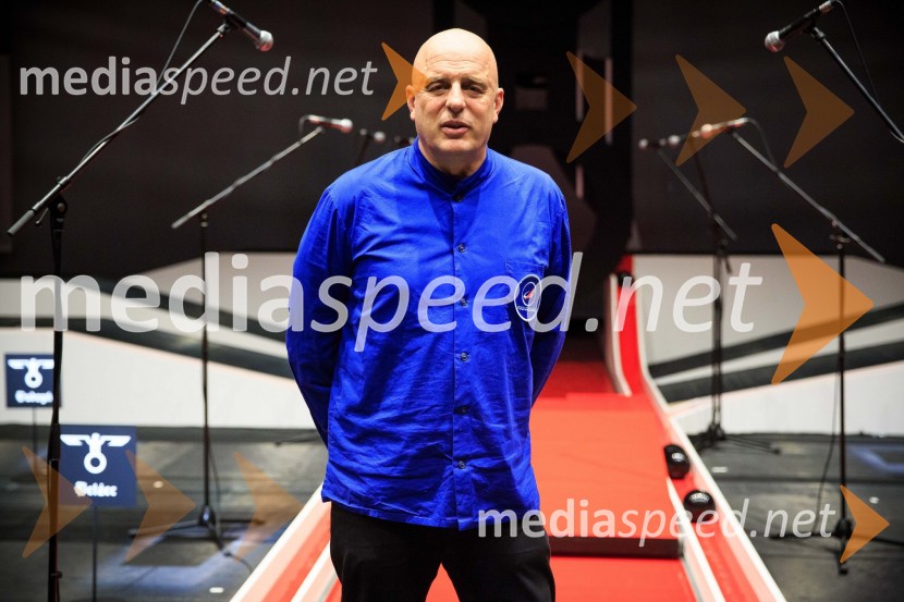  Dragan Živadinov, režiserPrešernova nagrajenca 2025: Dragica Čadež in Dragan Živadinov